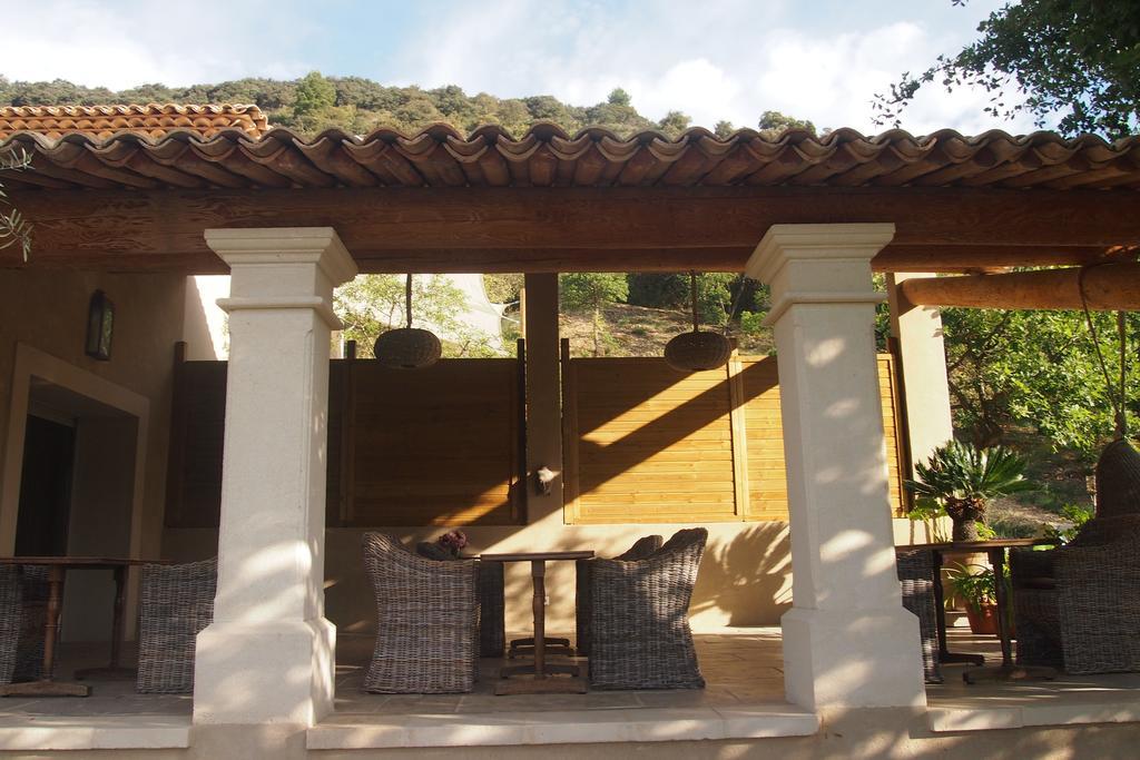 La Maison Des Collines Hotel Allemagne-en-Provence Esterno foto